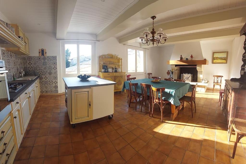 Villa Mon Ventoux Modene Esterno foto
